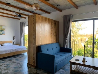 Phòng lớn 55m2 có ban công lãng mạn, giường king size, Full đồ nội thất